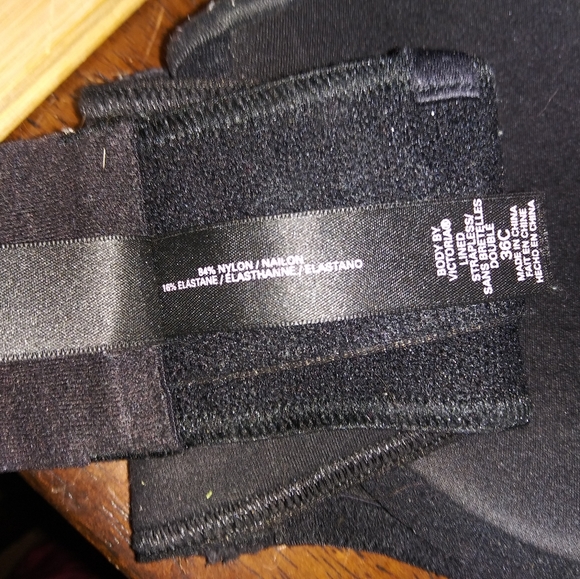 Vs 36 c strapless bra - Picture 2 of 3